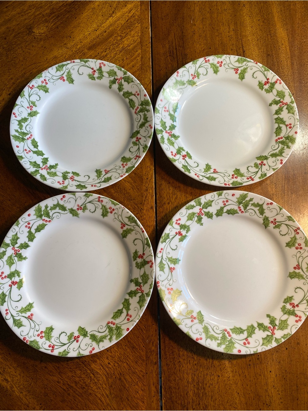 Corelle Evergreen Rose 8.50” set of 4 Plates